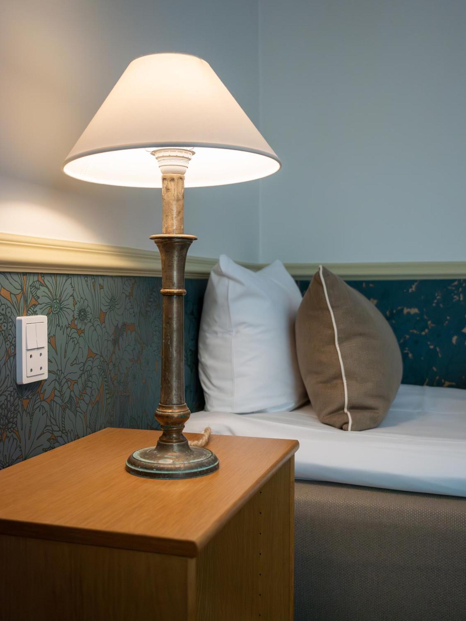 Hotel Knudsens Gaard โอเดนเซ ภายนอก รูปภาพ