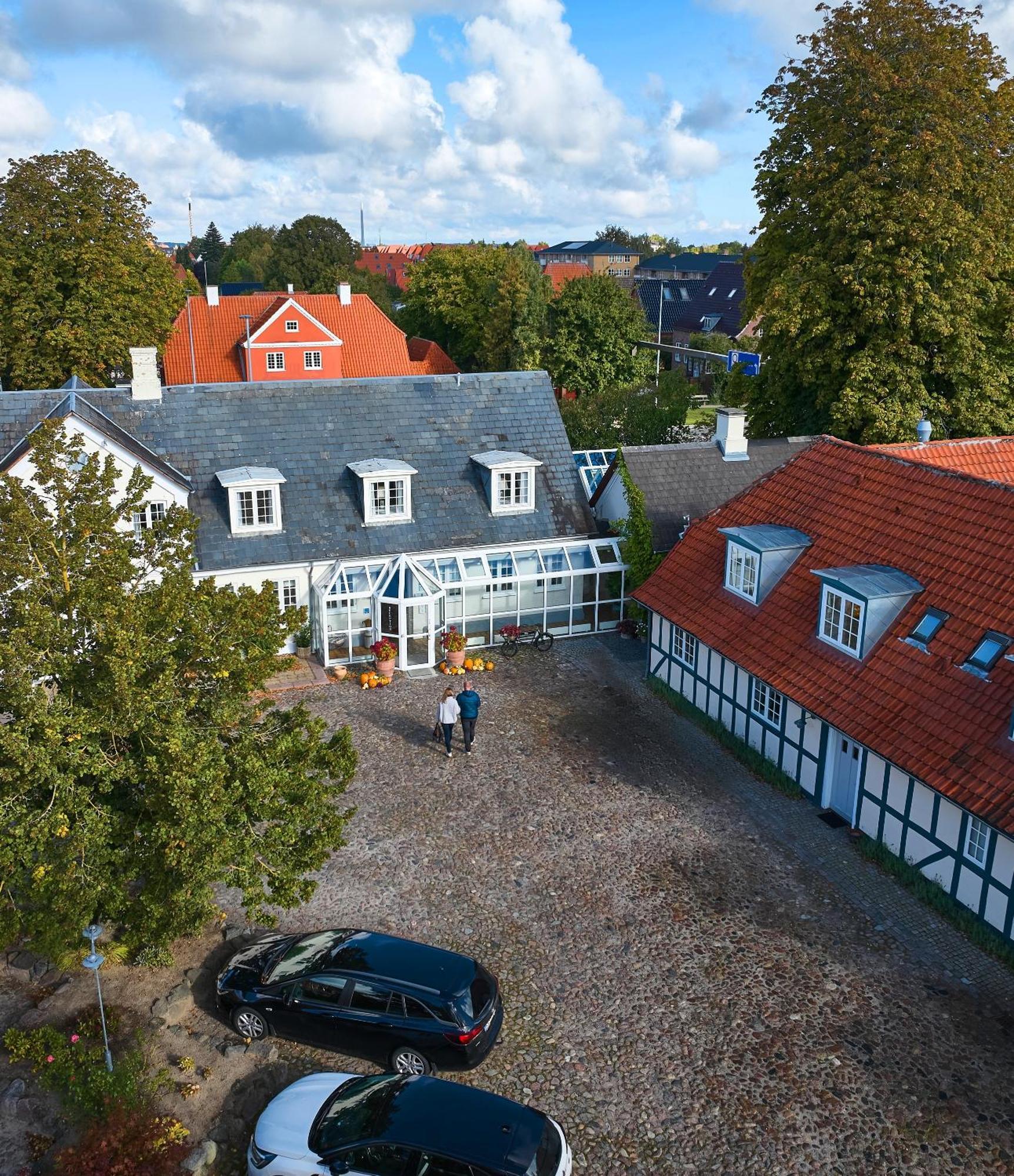 Hotel Knudsens Gaard โอเดนเซ ภายนอก รูปภาพ